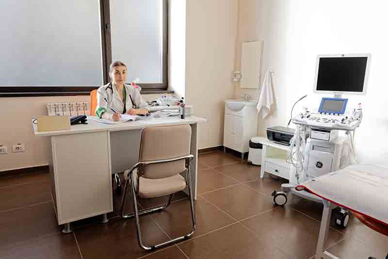 cabinet_dr_alistar cabinet_dr_alistar